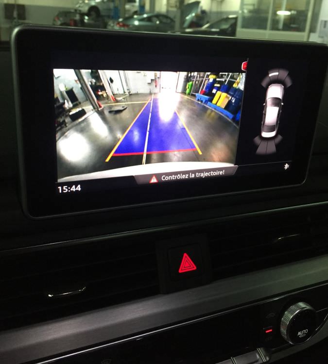 conectare camera video auto audi q7 si a4